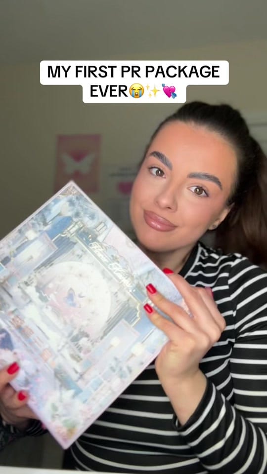 Post 10 by Glitz and berry 🛍 on TikTok (video)