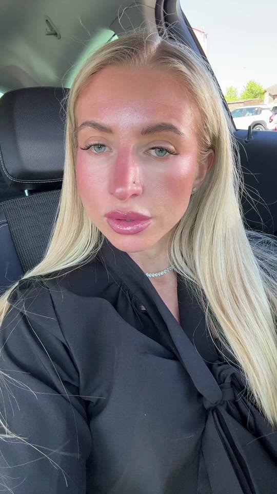 Post 3 by Georgia 🍒 on TikTok (video)