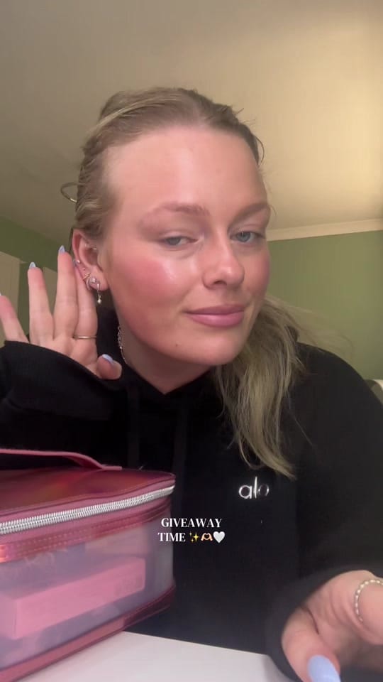 Post 8 by p i p p a 🤍 on TikTok (video)