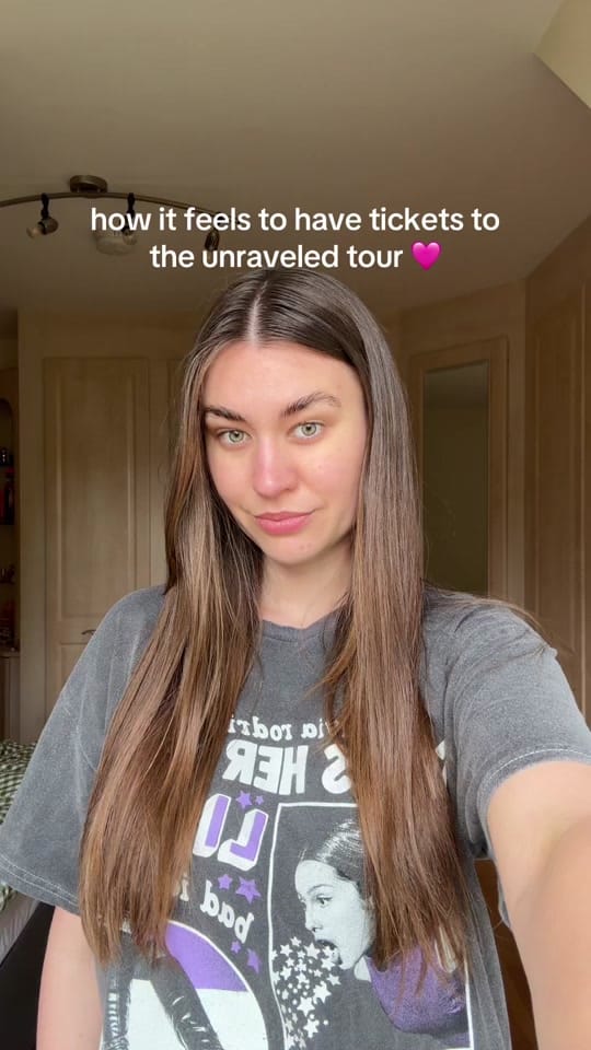 Post 2 by sammienicole on TikTok (video)