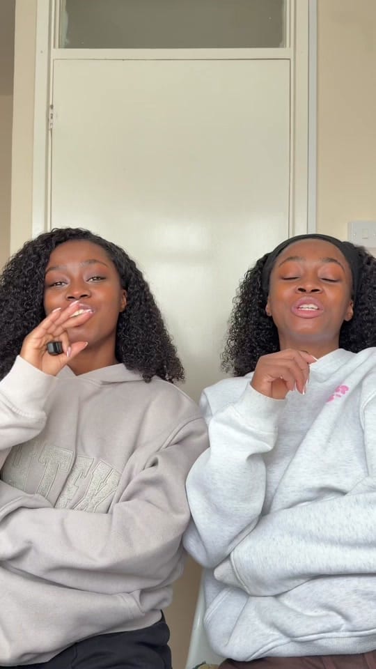 Post 4 by JESSIE & JESSICA on TikTok (video)