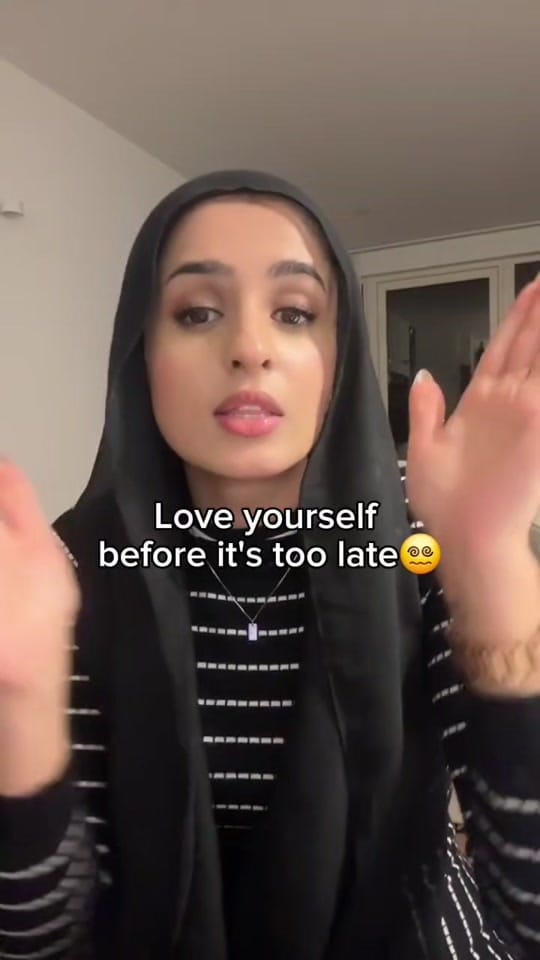 Post 2 by REFSA❤️ on TikTok (video)