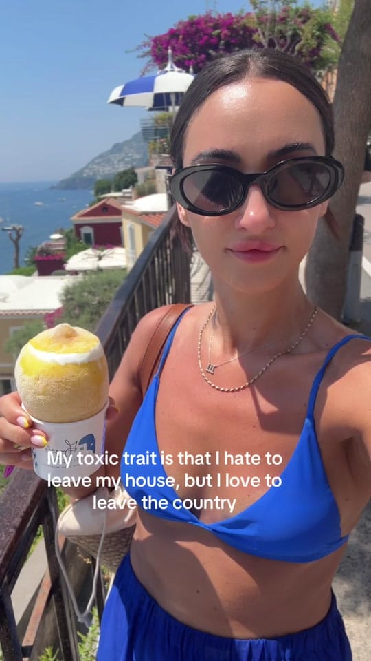 Post 7 by Julia.cristian on TikTok (video)