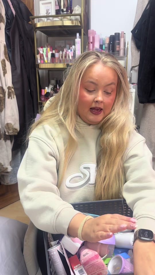 Post 6 by Liv Clarke🩶 on TikTok (video)