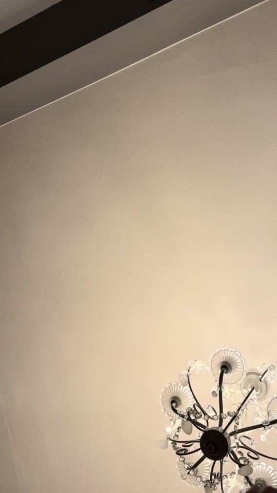 Post 1 by SophLondon on TikTok (video)