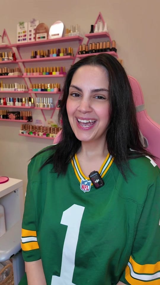 Post 6 by Prettynailsbyclaudia on TikTok (video)