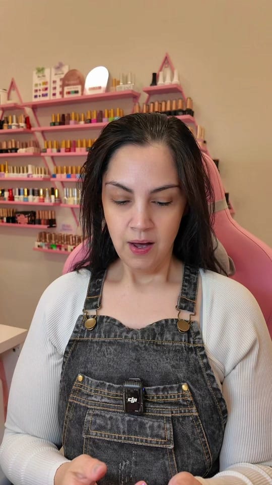 Post 8 by Prettynailsbyclaudia on TikTok (video)