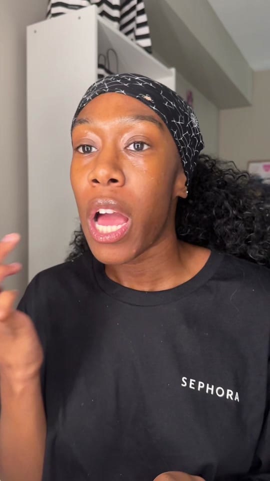 Post 10 by Jania | Content Creator on TikTok (video)
