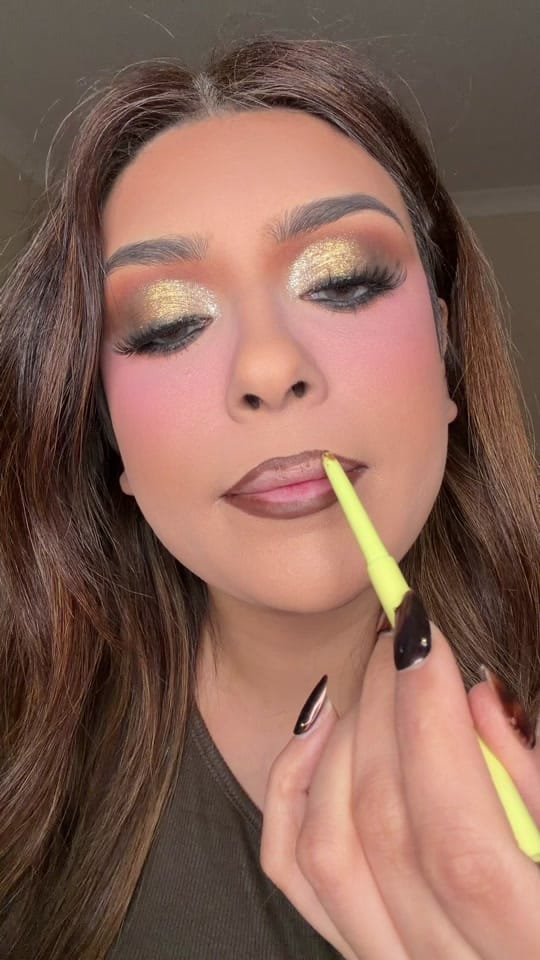 Post 3 by Tayyaba A on TikTok (video)