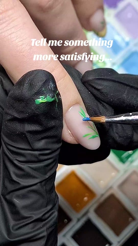 Post 8 by BhamBnails on TikTok (video)