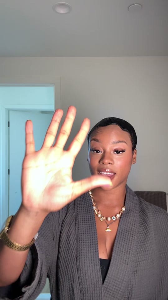 Post 1 by thekianaleroux on TikTok (video)