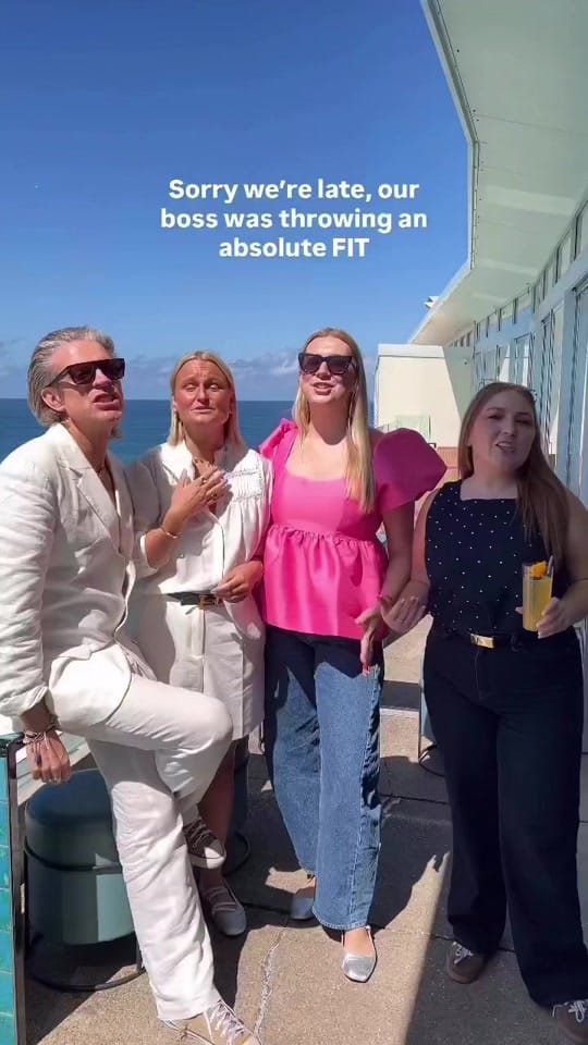 Post 1 by Trinny Woodall on TikTok (video)