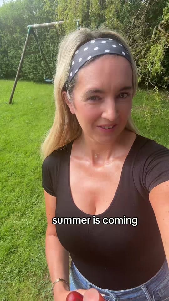 Post 7 by itsmolliesworld on TikTok (video)