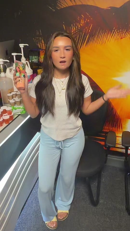 Post 2 by Ellieturkington on TikTok (video)