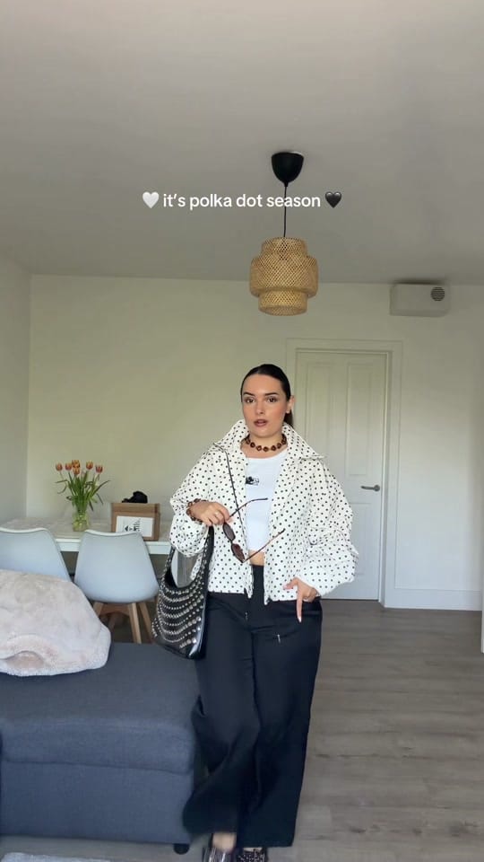Post 2 by Mery |  Lifestyle & pop ups 🤍 on TikTok (video)