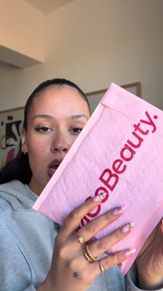 Post 9 by ♡ g r e y ♡ on TikTok (video)