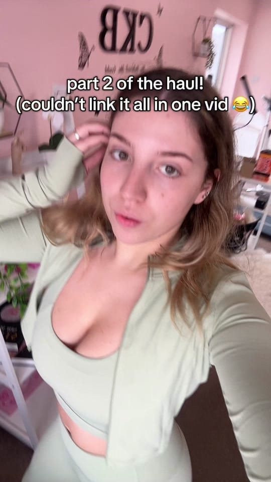 Post 3 by ChiaraKentBeauty on TikTok (video)