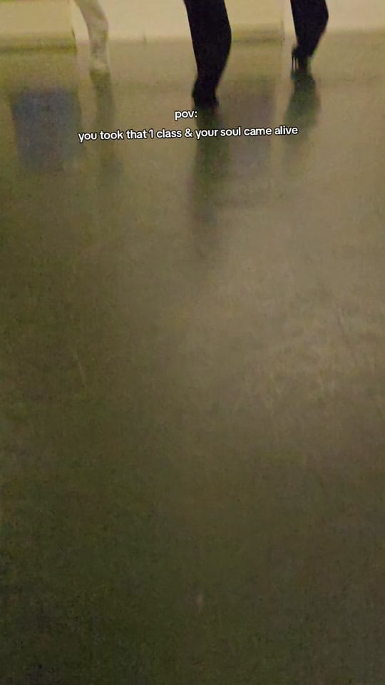 Post 7 by kelscurls on TikTok (video)