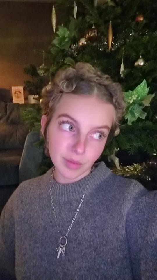 Post 4 by Jos on TikTok (video)