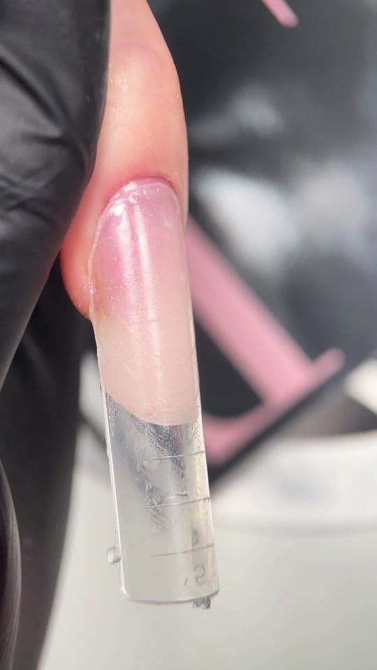 Post 10 by IoanaMuresan Nail trainer on TikTok (video)