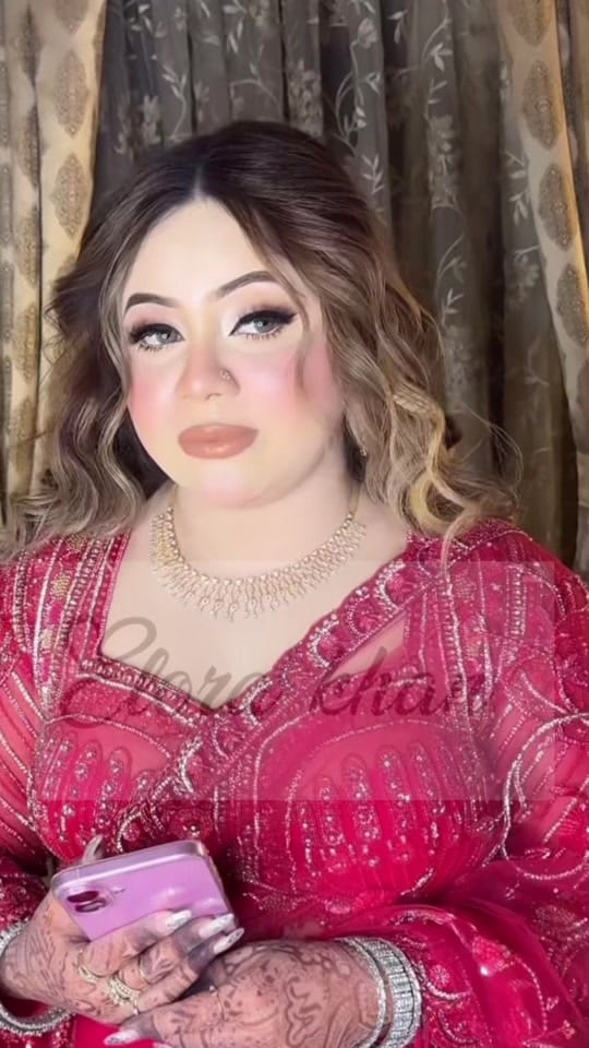 Post 6 by Elora Khan ❤️‍🔥 on TikTok (video)