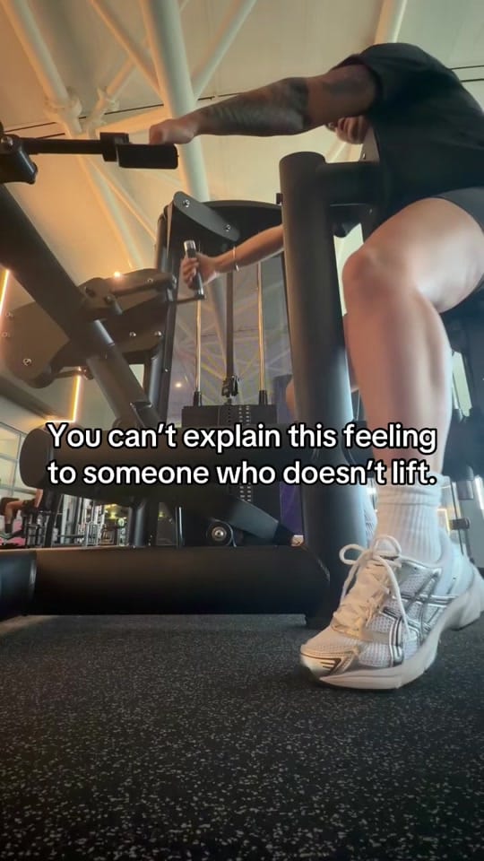 Post 2 by Klaudia on TikTok (video)