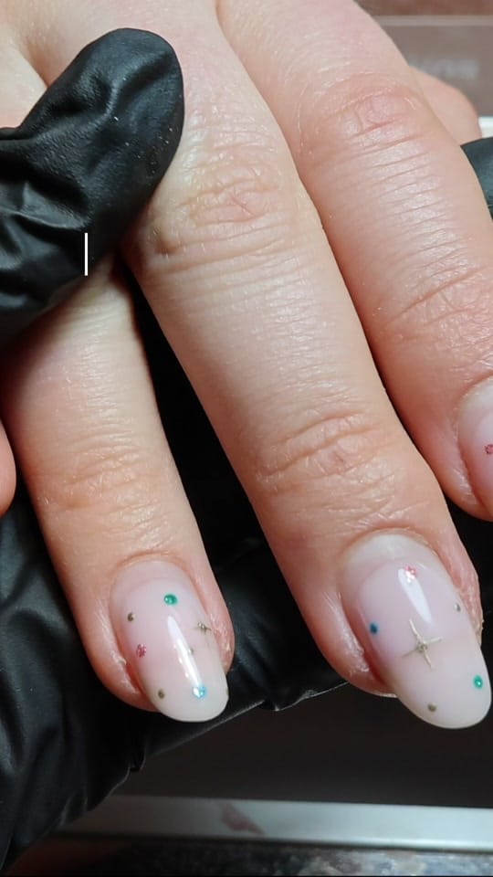 Post 4 by Evaznailz on TikTok (video)