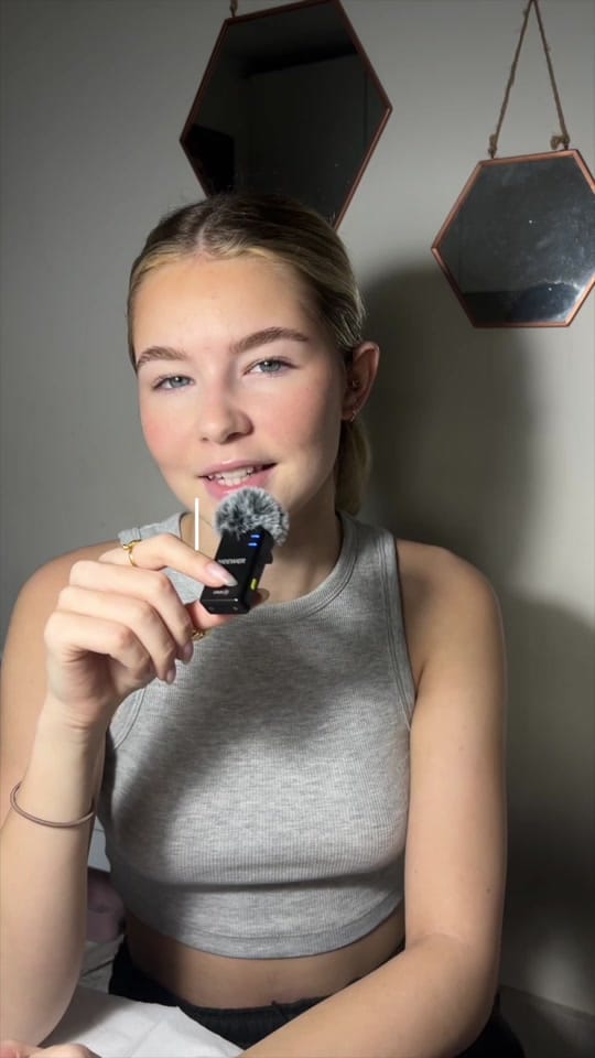 Post 8 by Evaznailz on TikTok (video)