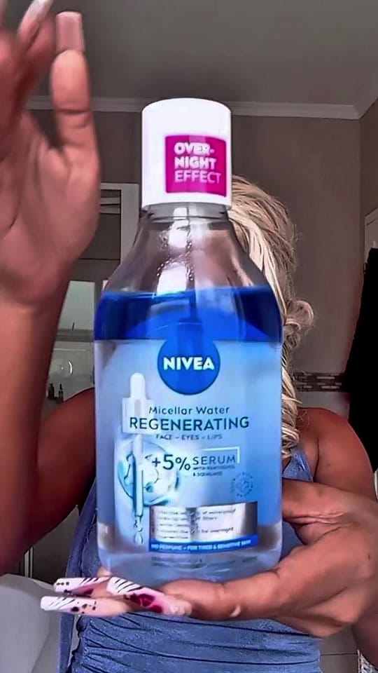 Post 3 by The Makeup Shapeshifter on TikTok (video)