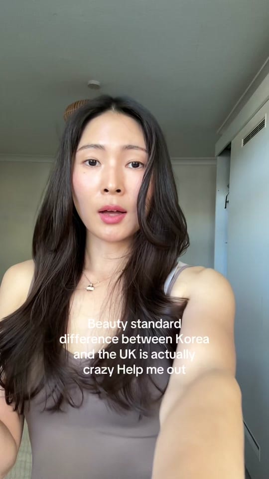 Post 6 by Mia on TikTok (video)