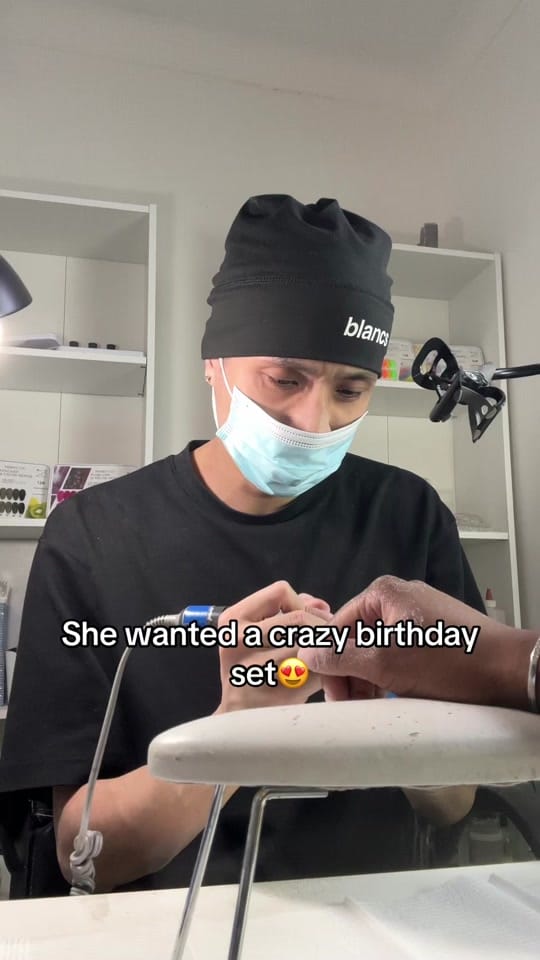 Post 2 by JohnsonLeNails on TikTok (video)