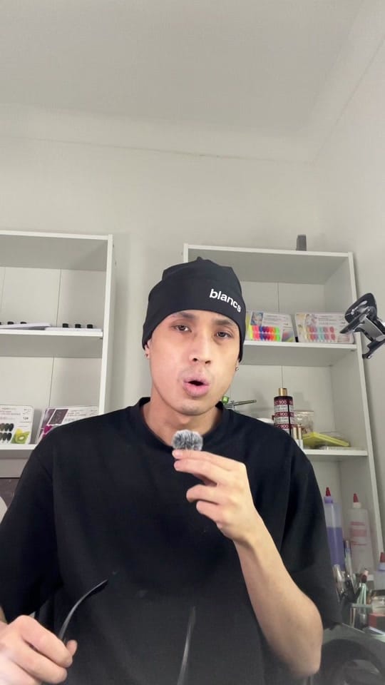 Post 3 by JohnsonLeNails on TikTok (video)