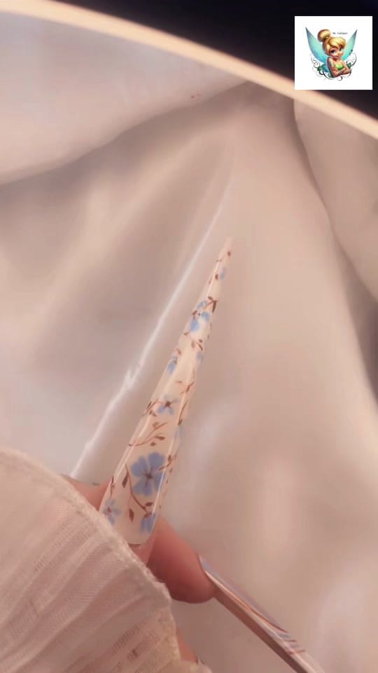 Post 6 by mimi_the_nail_fairy on TikTok (video)