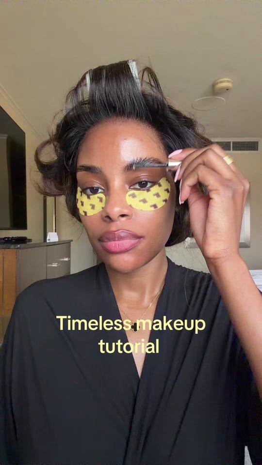 Post 1 by makeupbygermany on TikTok (video)