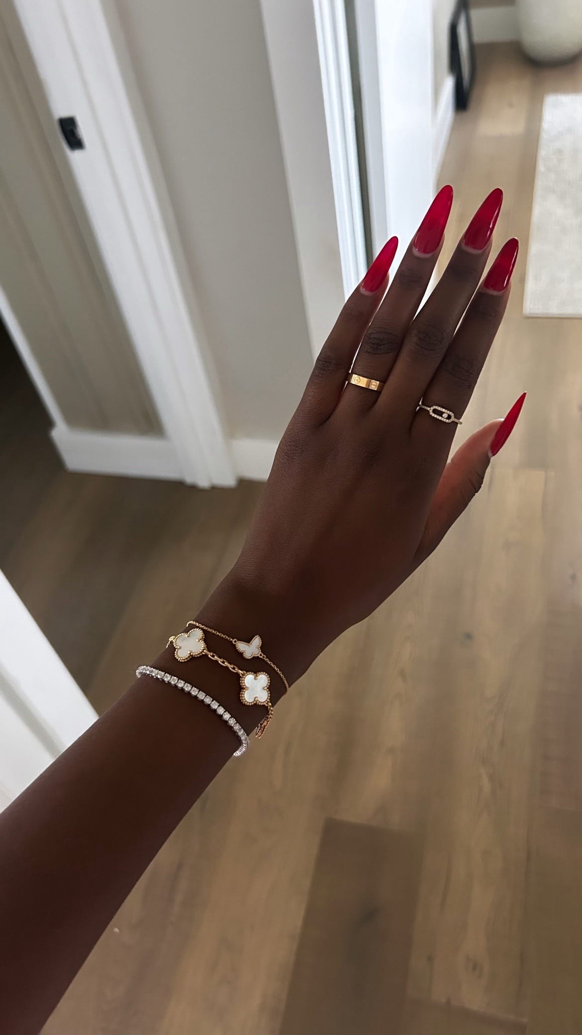 Post 10 by makeupbygermany on TikTok (video)