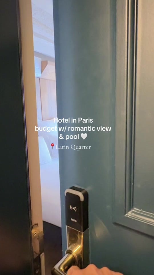 Post 9 by Rafaela Giardini on TikTok (video)