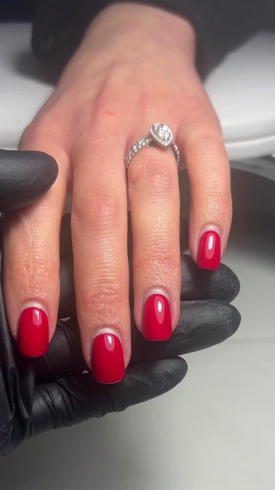 Post 1 by Mel.loves.nails on TikTok (video)