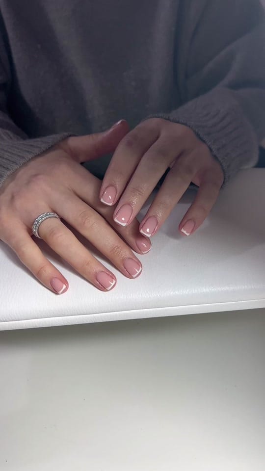 Post 5 by Mel.loves.nails on TikTok (video)