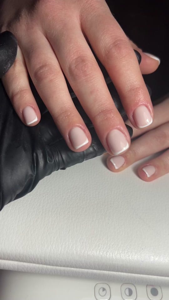 Post 2 by Mel.loves.nails on TikTok (video)