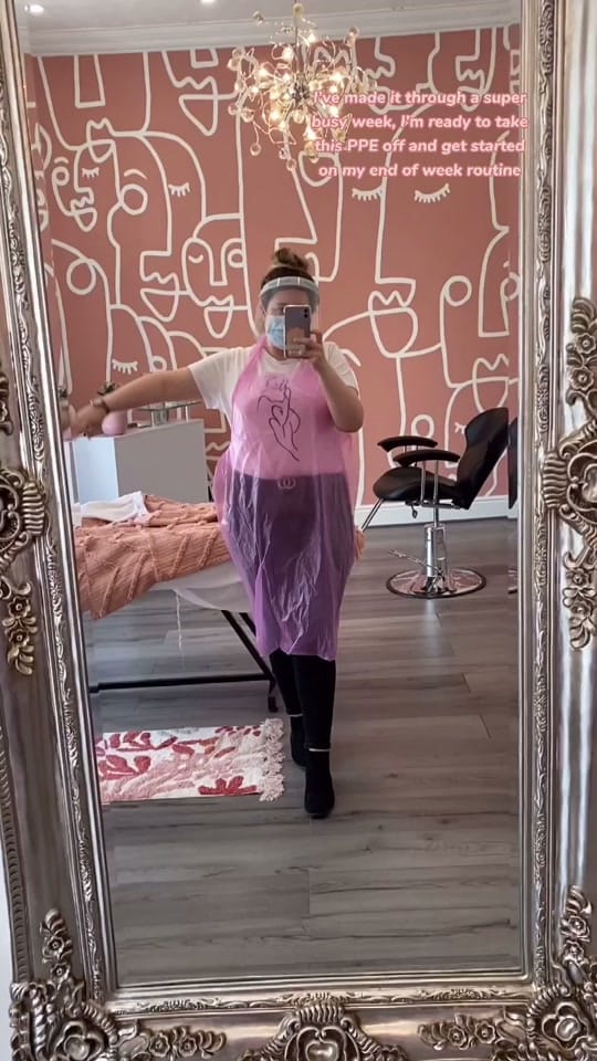 Post 8 by Jess Yarwood-Funky Face Beauty on TikTok (video)