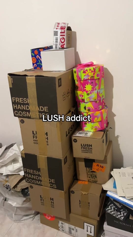 Post 7 by izaden on TikTok (video)