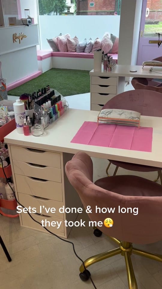 Post 9 by EAP BEAUTY🖤 on TikTok (video)