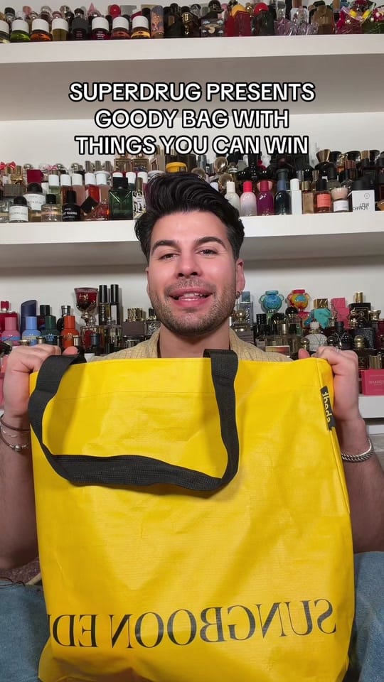 Post 7 by Nas Ganev - Beauty & Pop ups on TikTok (video)