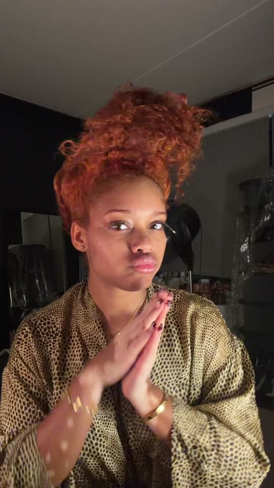 Post 3 by Em Lora on TikTok (video)