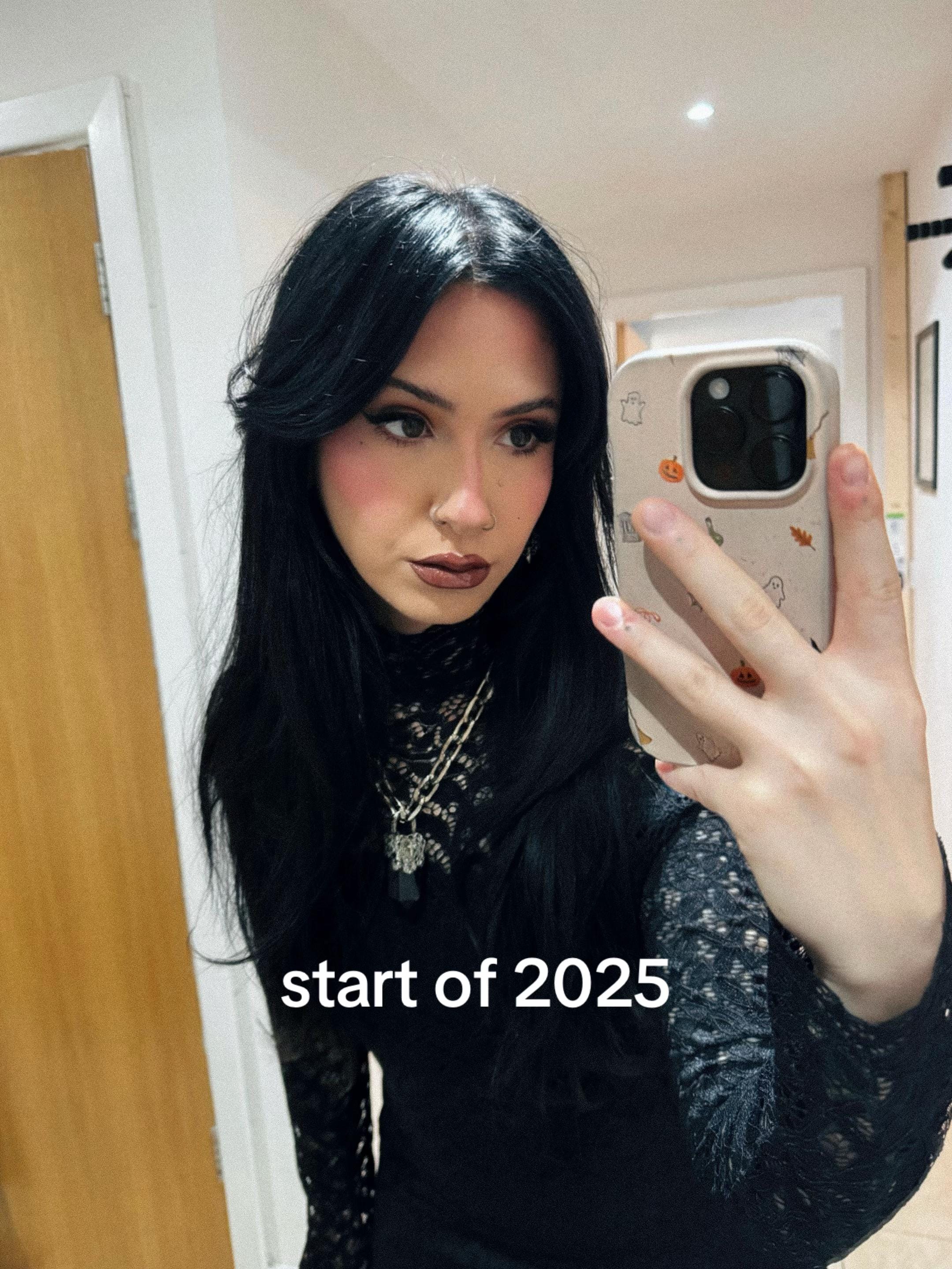 Post 9 by Ella on TikTok (video)