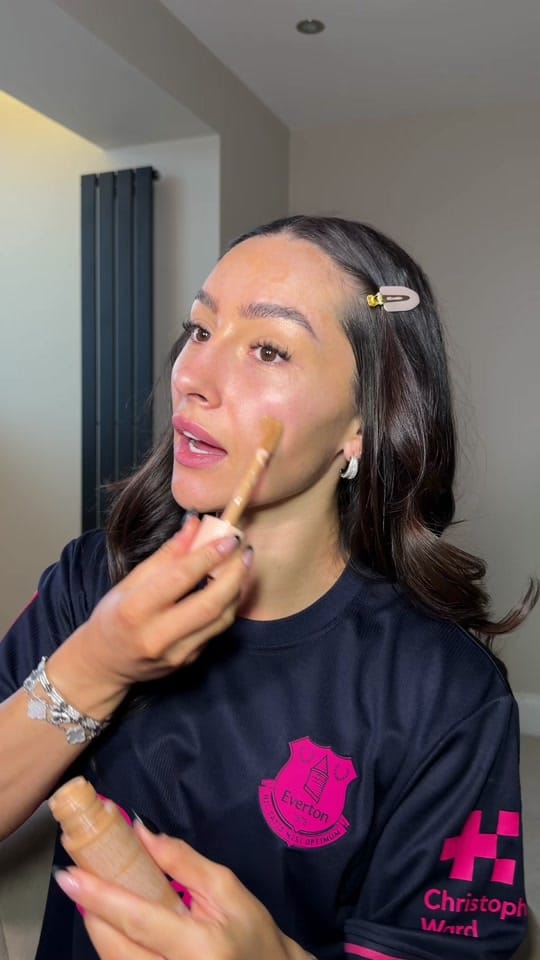 Post 9 by Chloe Louisè on TikTok (video)