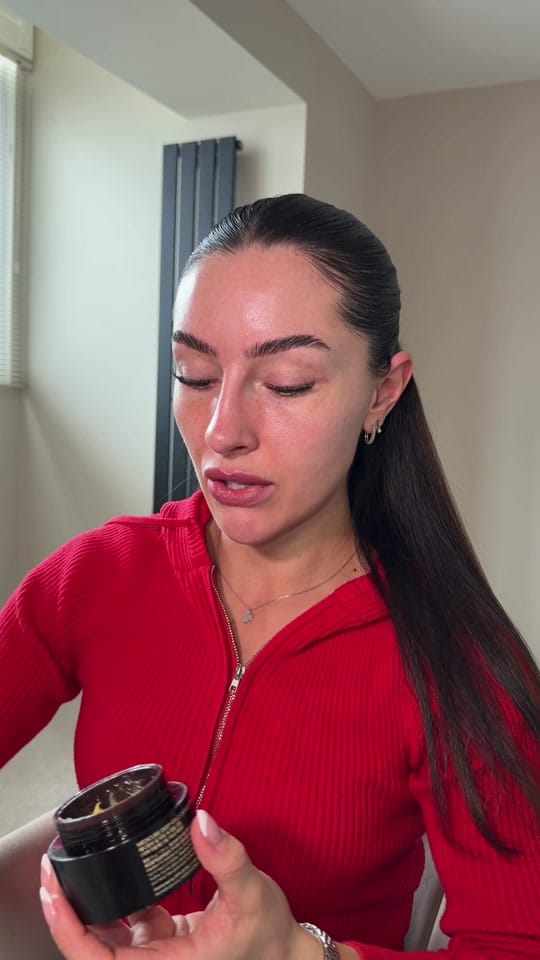 Post 3 by Chloe Louisè on TikTok (video)