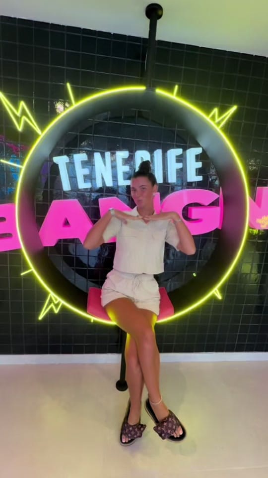 Post 9 by 👸🏻𝐜𝐚𝐫𝐲𝐬𝐜𝐚𝐧𝐧𝐨𝐧👸🏻 on TikTok (video)