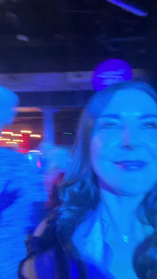 Post 2 by Laura Rooney on TikTok (video)