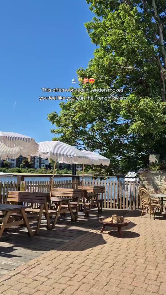 Post 2 by Rasha - London food & travel on TikTok (video)